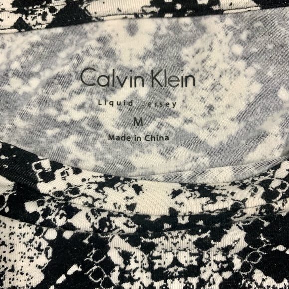 Calvin Klein - Picture 3 of 3